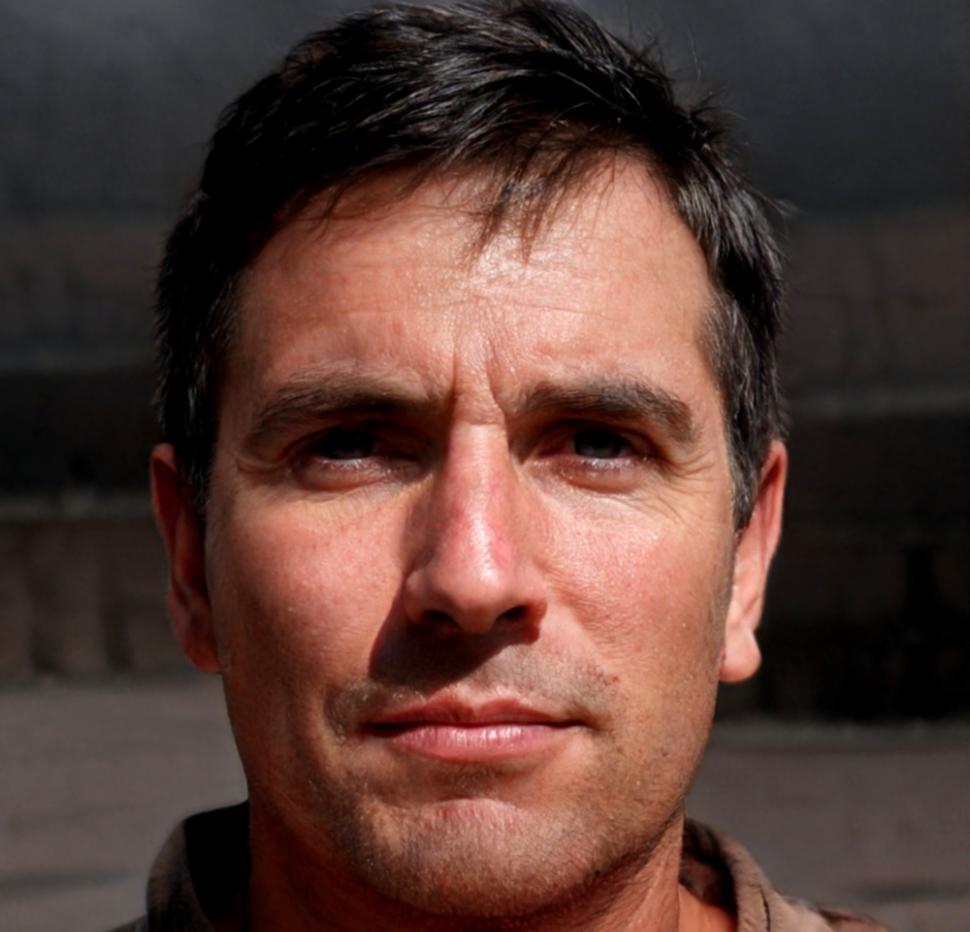 Portrait von Dr. Valentin Rosenberg, Senior Finanzanalyst und Kursleiter